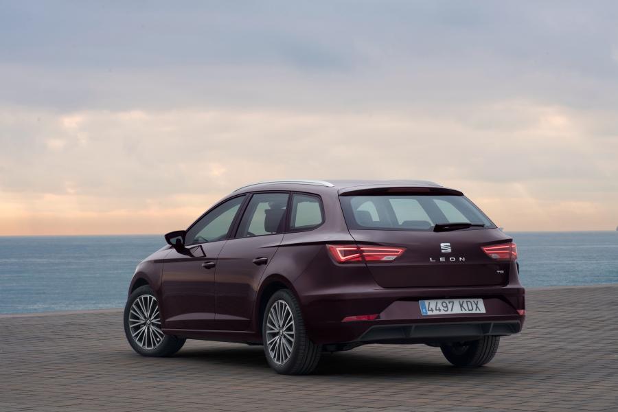  Seat Leon ST TGI 2018 года  (WW) (фото 6 из 25)